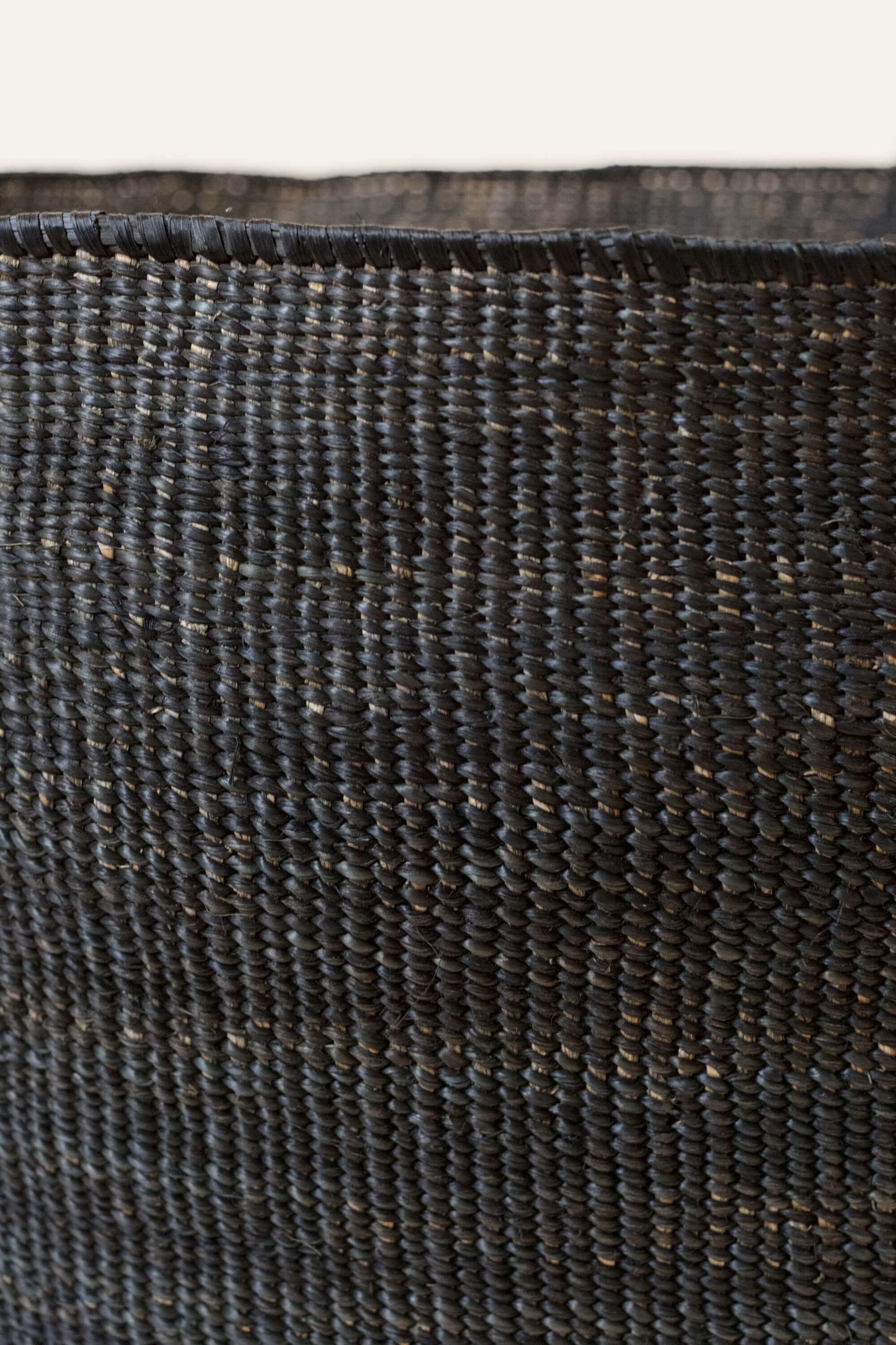 Banana Leaf Floor Basket Black