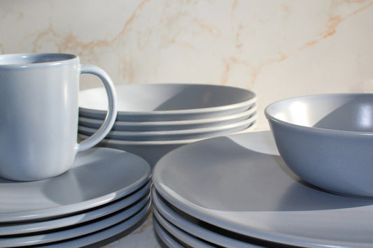 The Legacy Collection – 20-Piece Dinnerware Set