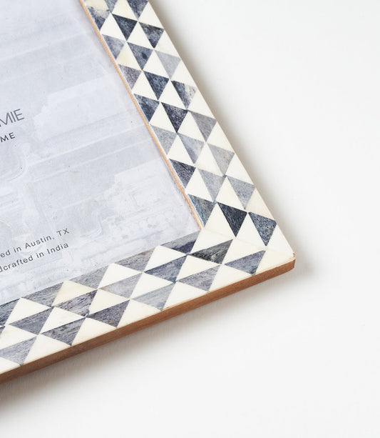 Varuna 8x10 Picture Frame – Gray & White Mosaic Bone